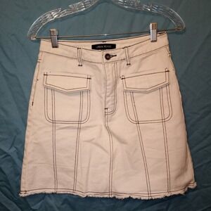 Urban Revivo Skirt Denim Size‎ 6 Off-White  Black Stitching Cotton Pockets